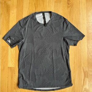 lululemon athletica Gray Short Sleeve Tees
